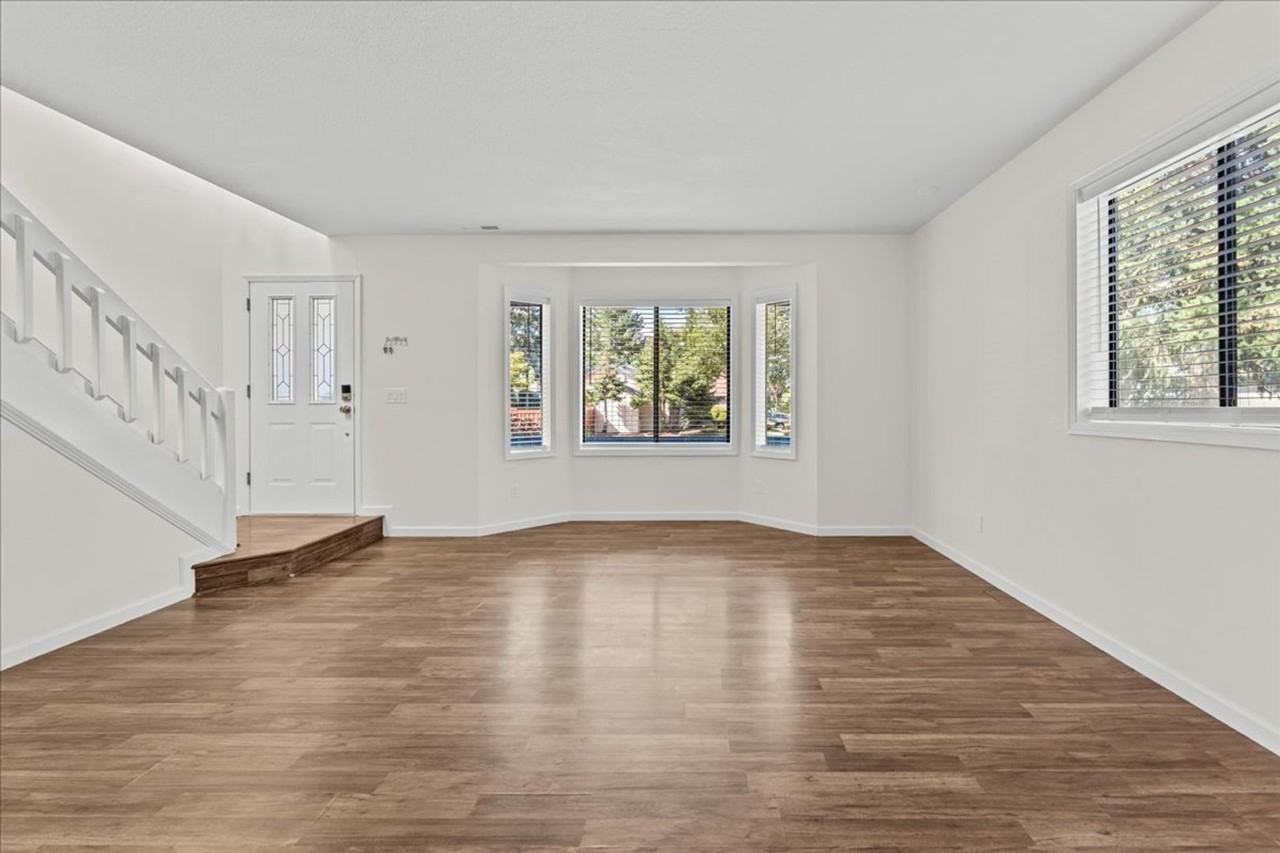 9310 Sw Tonopah St - Photo 5 of 50