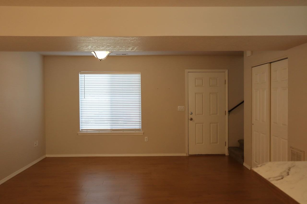 1489 N 10th St - Photo 2 of 14