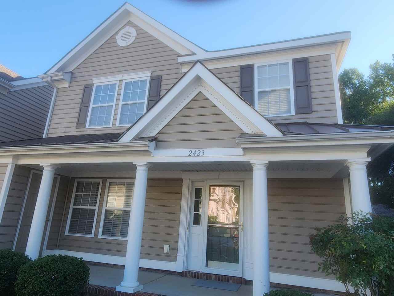 2423 Prince John Ct - Photo 2 of 24