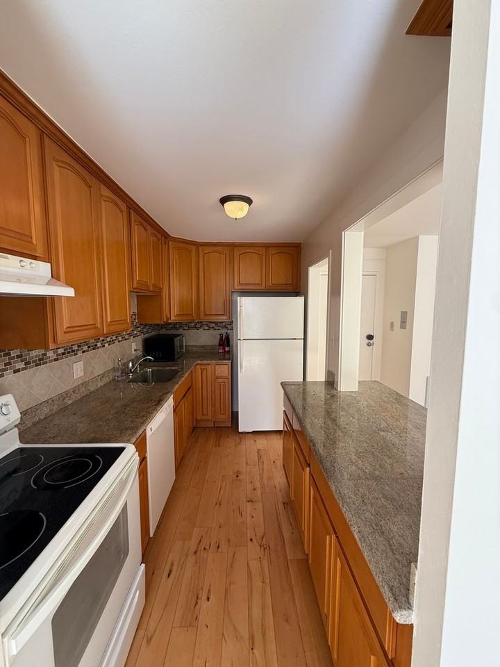 800 North Delaware Street - Photo 2 of 11