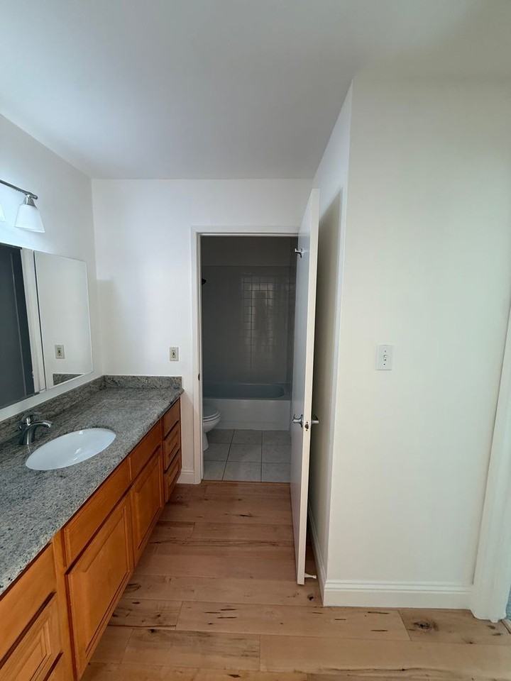 800 North Delaware Street - Photo 6 of 11