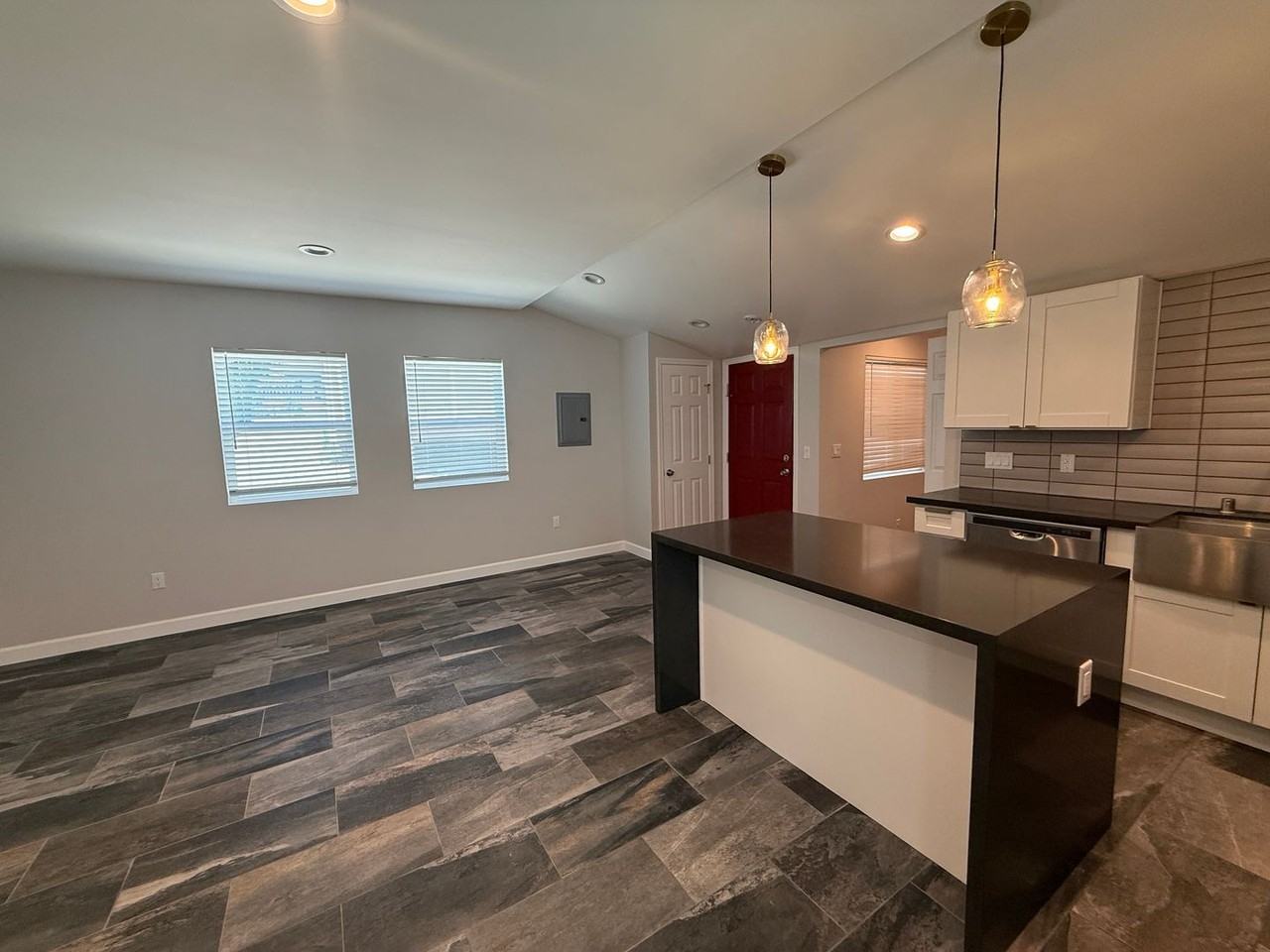 3042 Hermosa Ave #A - Photo 6 of 15