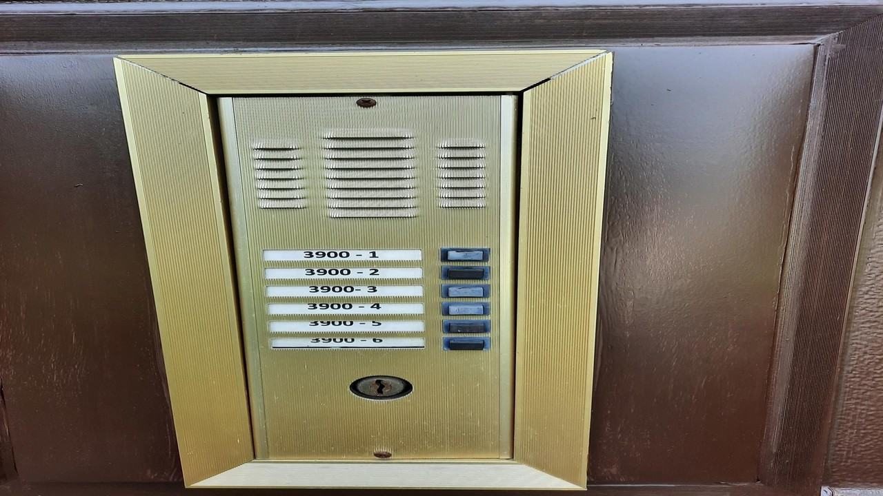 3900 Bayside Dr #3 - Photo 5 of 37