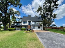 624 S Horsebarn Rd - Photo 1 of 1