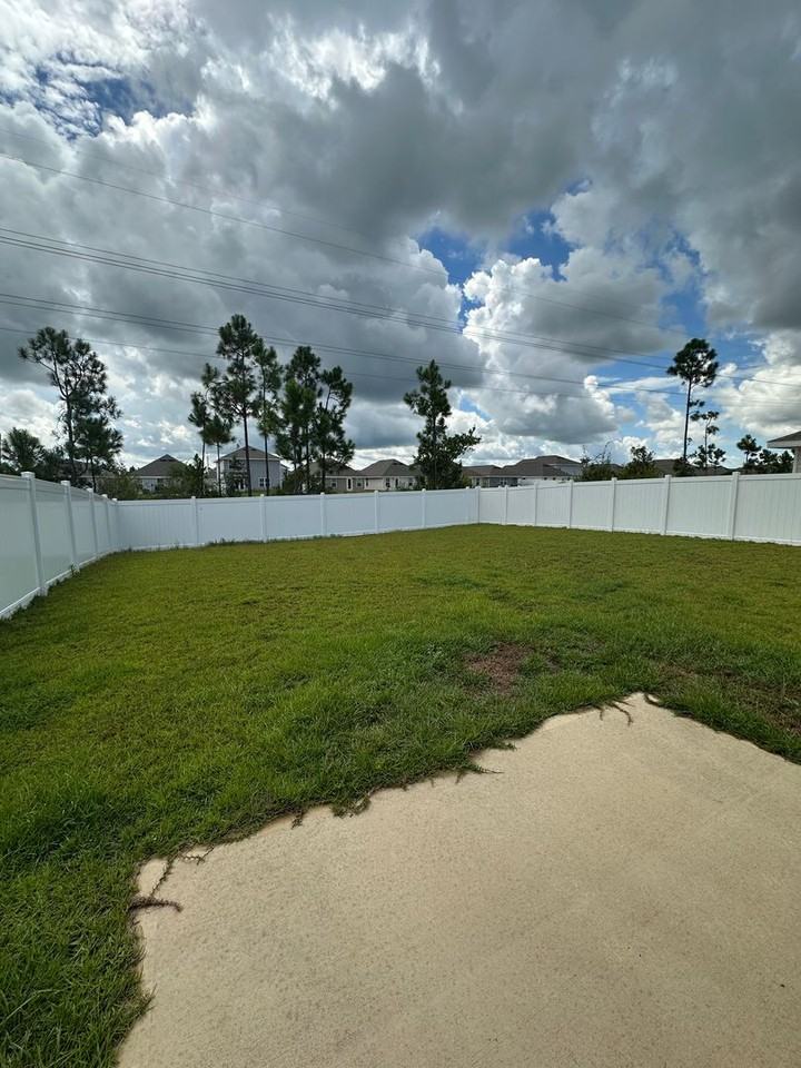 6636 Slabinski Ln - Photo 3 of 34