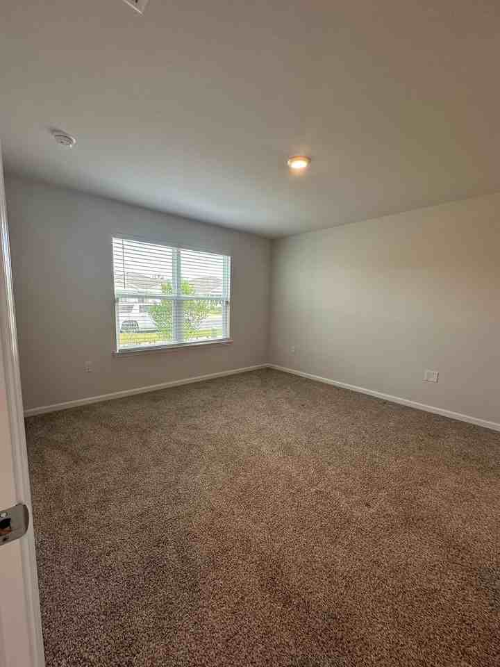 6636 Slabinski Ln - Photo 6 of 34