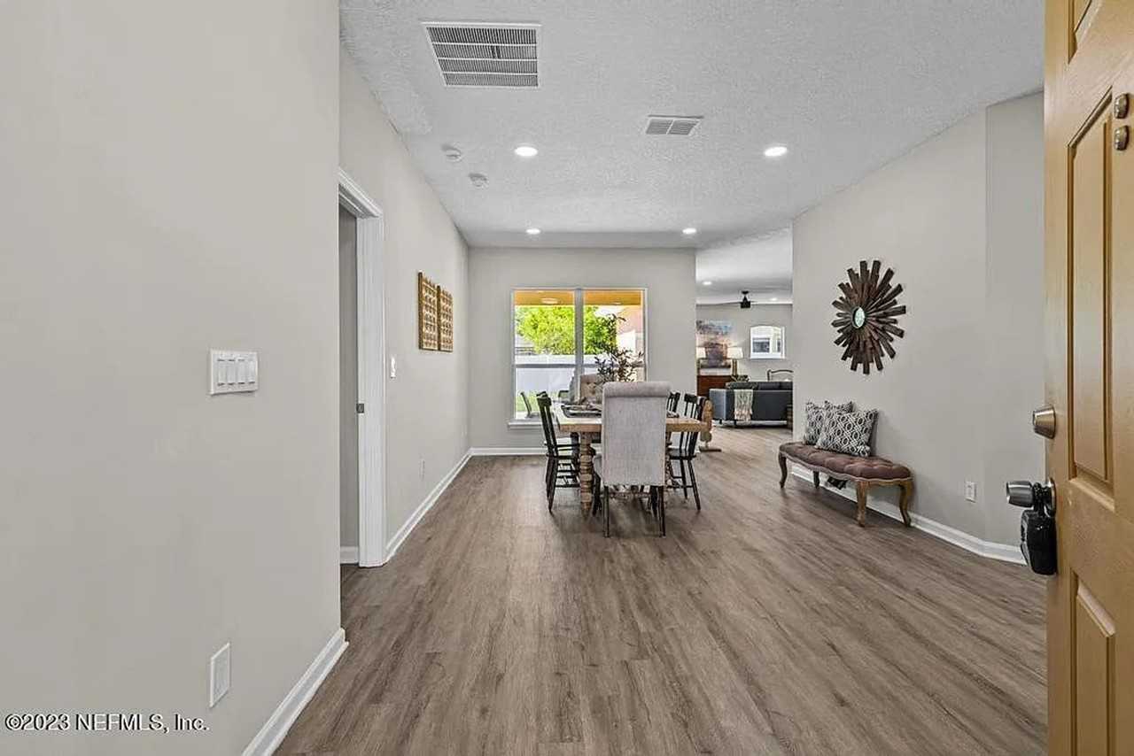 2909 Piedmont Manor Dr - Photo 3 of 23