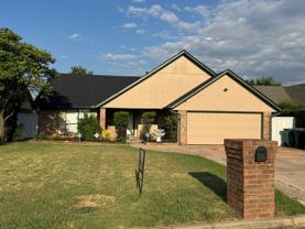 10313 S Fairview Dr - Photo 1 of 1