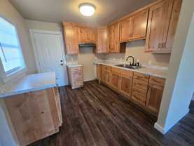 1105 Se 15th St - Photo 1 of 1