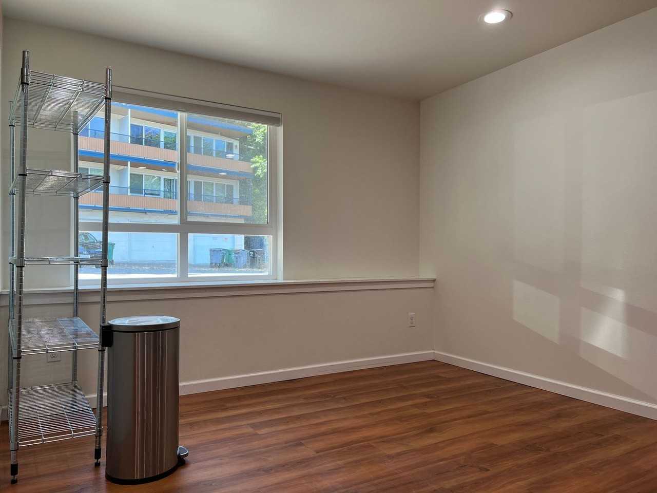 4732 22nd Ave Ne - Photo 3 of 23