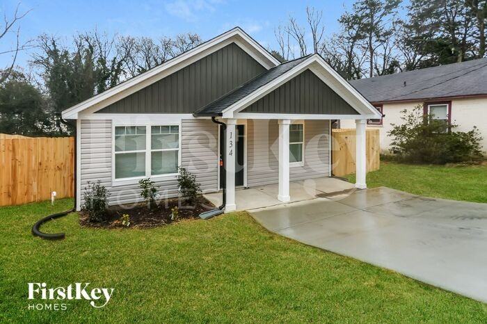 134 Fort Worth Ave - Photo 3 of 15