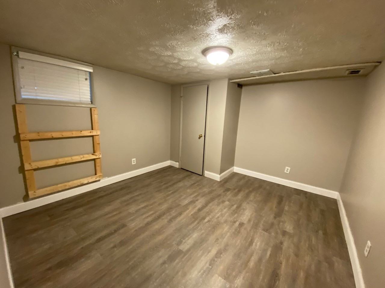 161 E 13th Ave - Photo 3 of 17