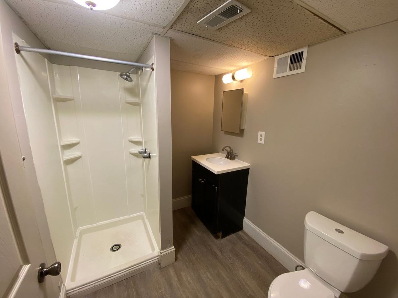 161 E 13th Ave - Photo 5 of 17
