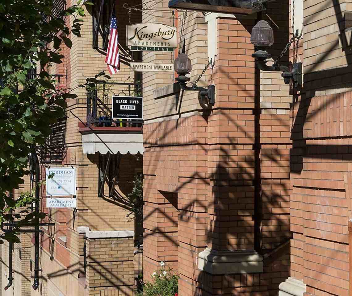 KINGSBURY APARTMENTS (KING01) - Photo 5 of 36