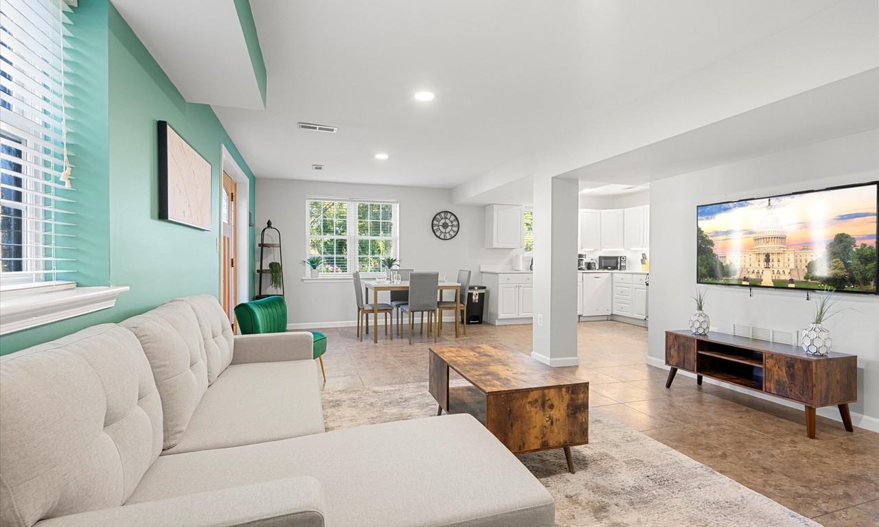 3119 Hatcher St #B - Photo 4 of 12