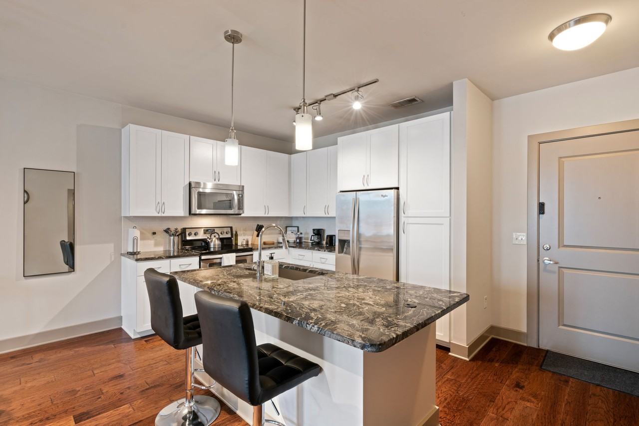 2200 Vantage Dr #2118 - Photo 2 of 19