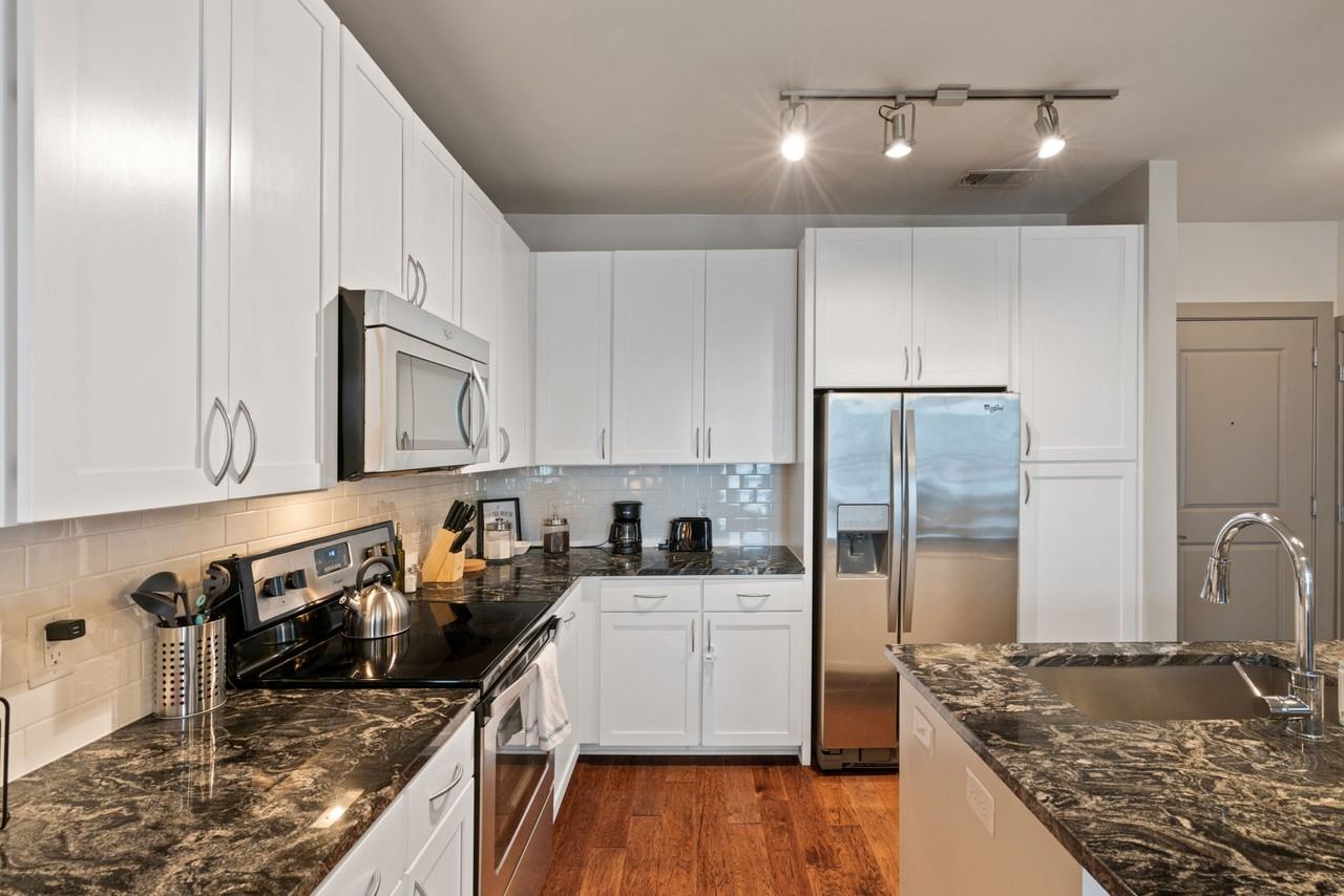 2200 Vantage Dr #2118 - Photo 4 of 19