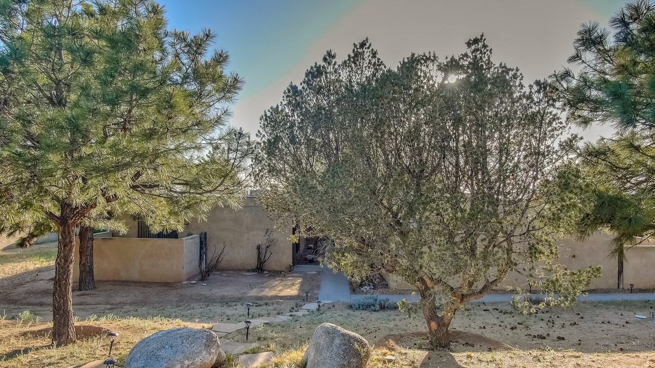 785 Tramway Pl Ne #B - Photo 6 of 50