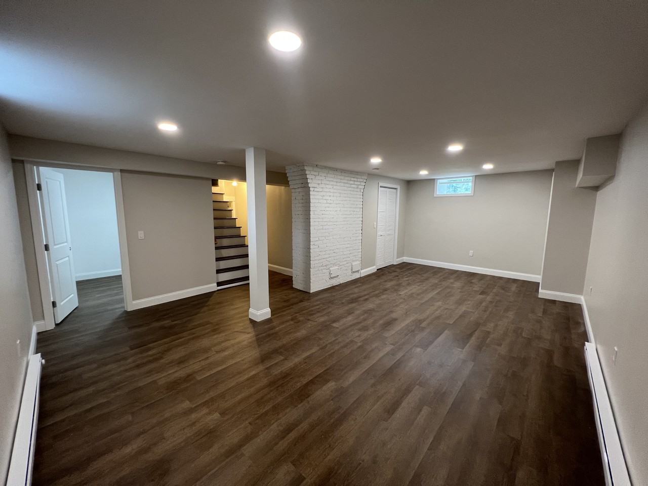 296 Oak St #NA - Photo 2 of 21