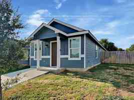 featured image of 7302 Alcazar Gate