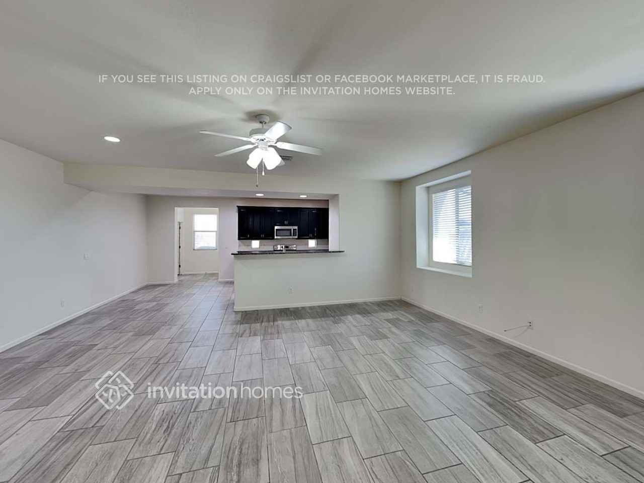 2079 N Heritage St - Photo 3 of 18