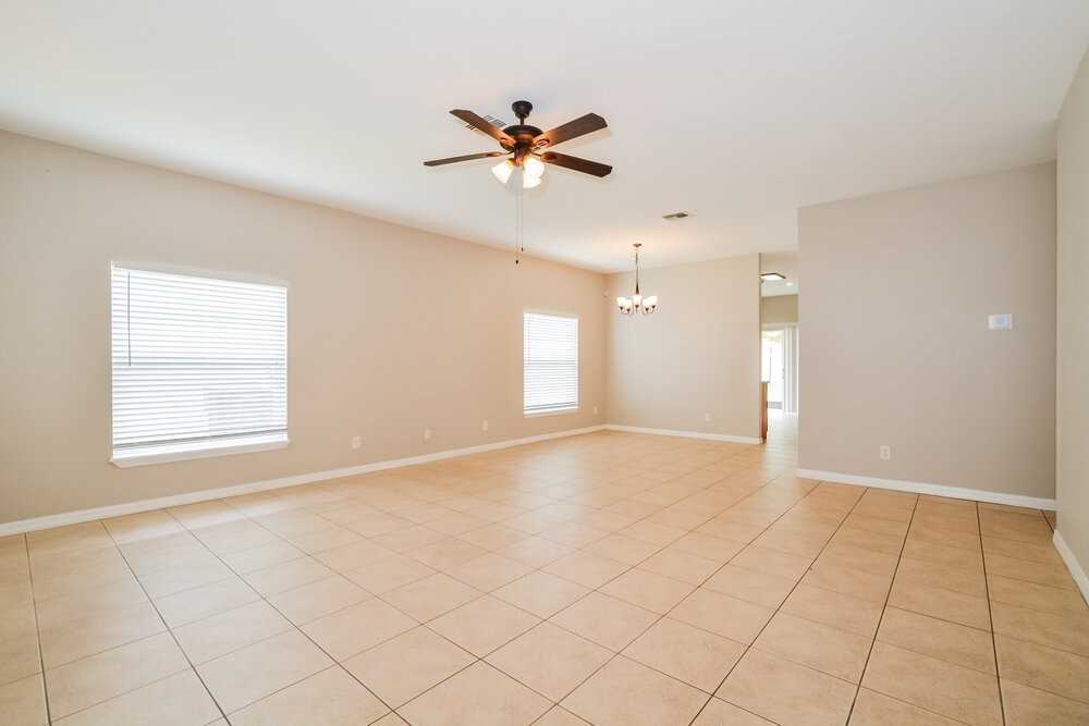 2146 Victoria Falls Dr - Photo 4 of 16