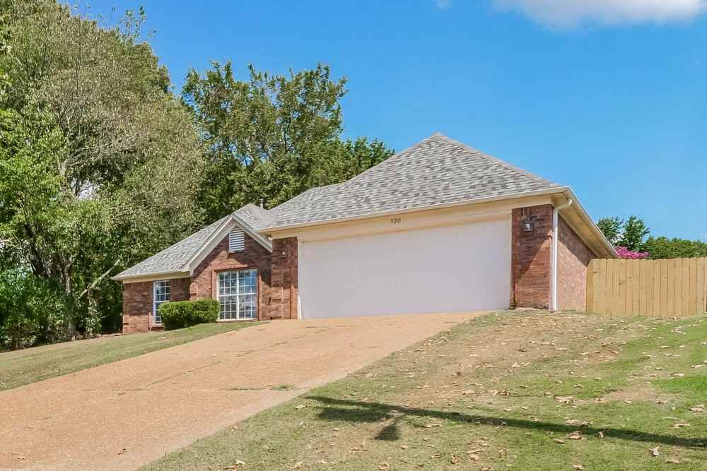 320 Terry Rd - Photo 3 of 16