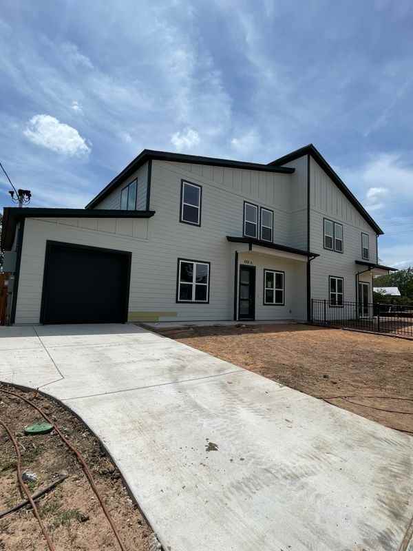 4701 Wally Ave ##A - Photo 3 of 33