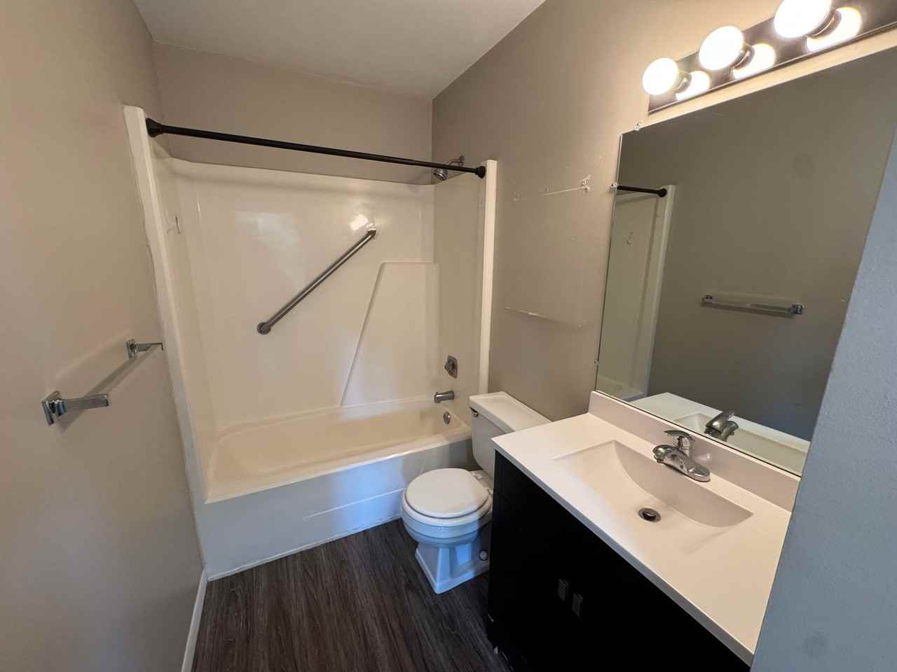 3021 4th St #9 - Photo 4 of 10