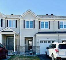 747 Oakglade Ave - Photo 1 of 1