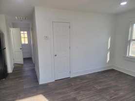 707 Windsor St - Photo 1 of 1