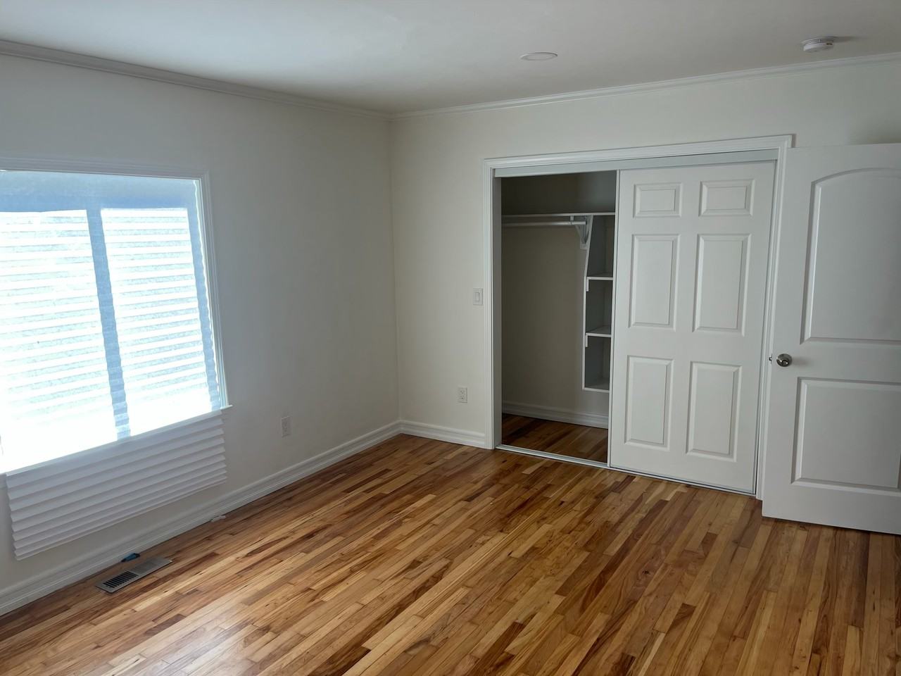 4201 Porter St #NA - Photo 3 of 11