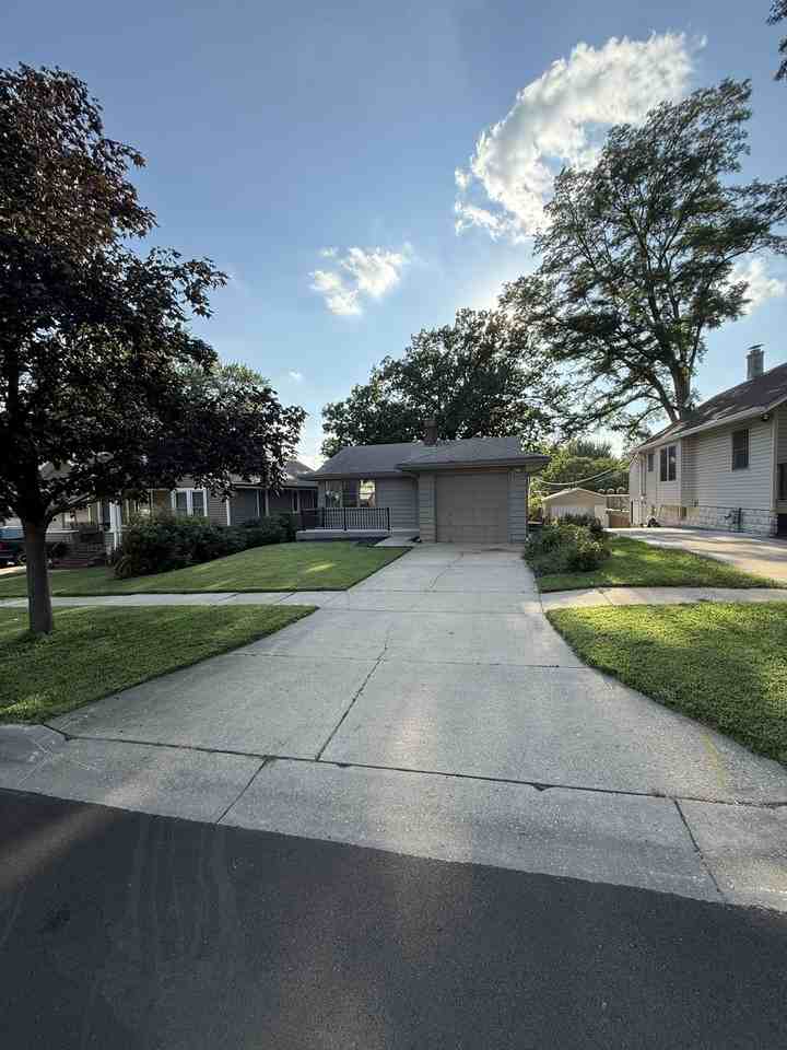 2020 N 61st St #NA - Photo 2 of 28