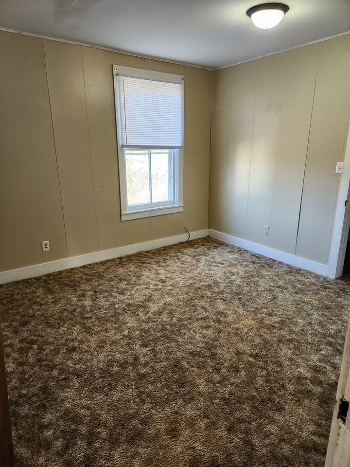 5 N Main St #3 - Photo 3 of 8