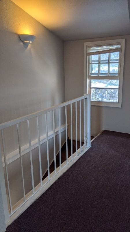 226 Johnson St #REAR - Photo 5 of 14