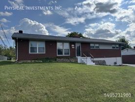 227 Maplelawn Ave Ne - Photo 1 of 1