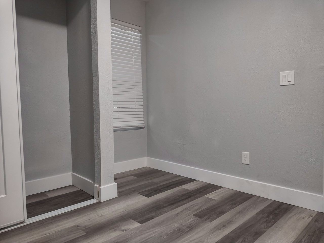 3719 Martin Luther King Junior Boulevard - Photo 3 of 14