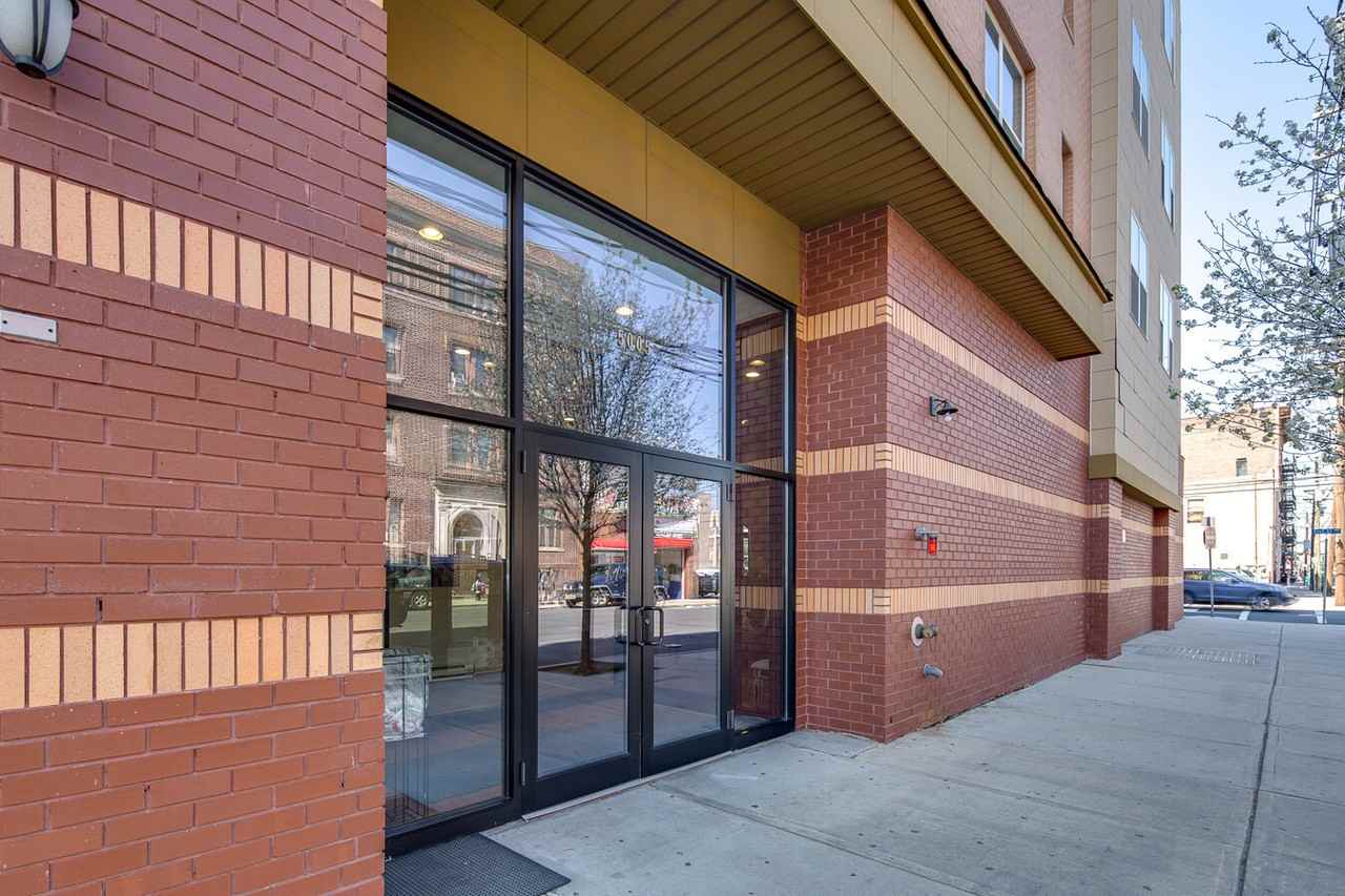 5005 Palisade Avenue - Photo 2 of 50