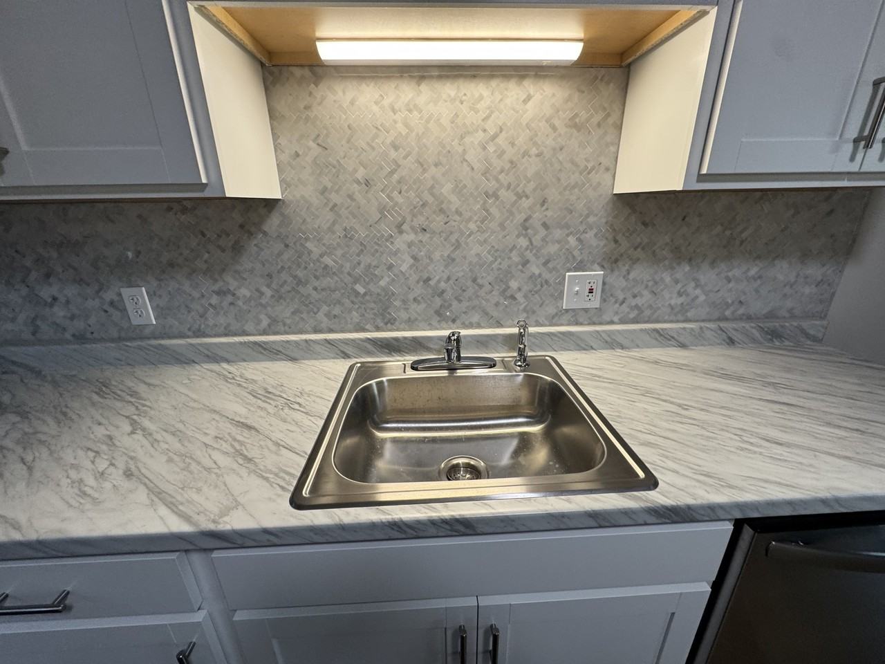 115 Wedgewood Drive - Photo 3 of 31