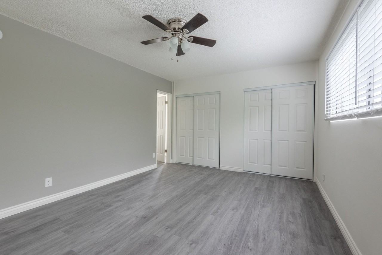 Fountainebleu Apartments - Photo 5 of 6