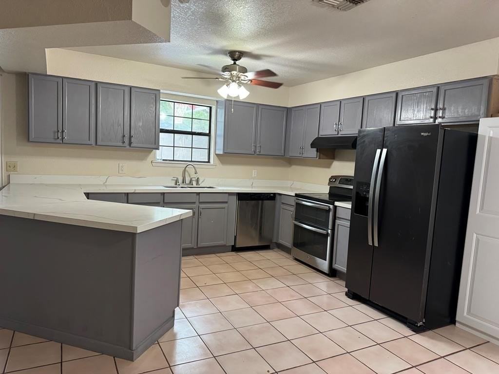 869 Paso Del Rio Blvd - Photo 4 of 20