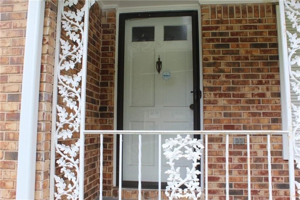 1179 Old Coach Rd - Photo 4 of 28