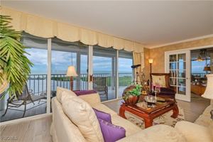 featured image of 5550 Heron Point Dr #1601