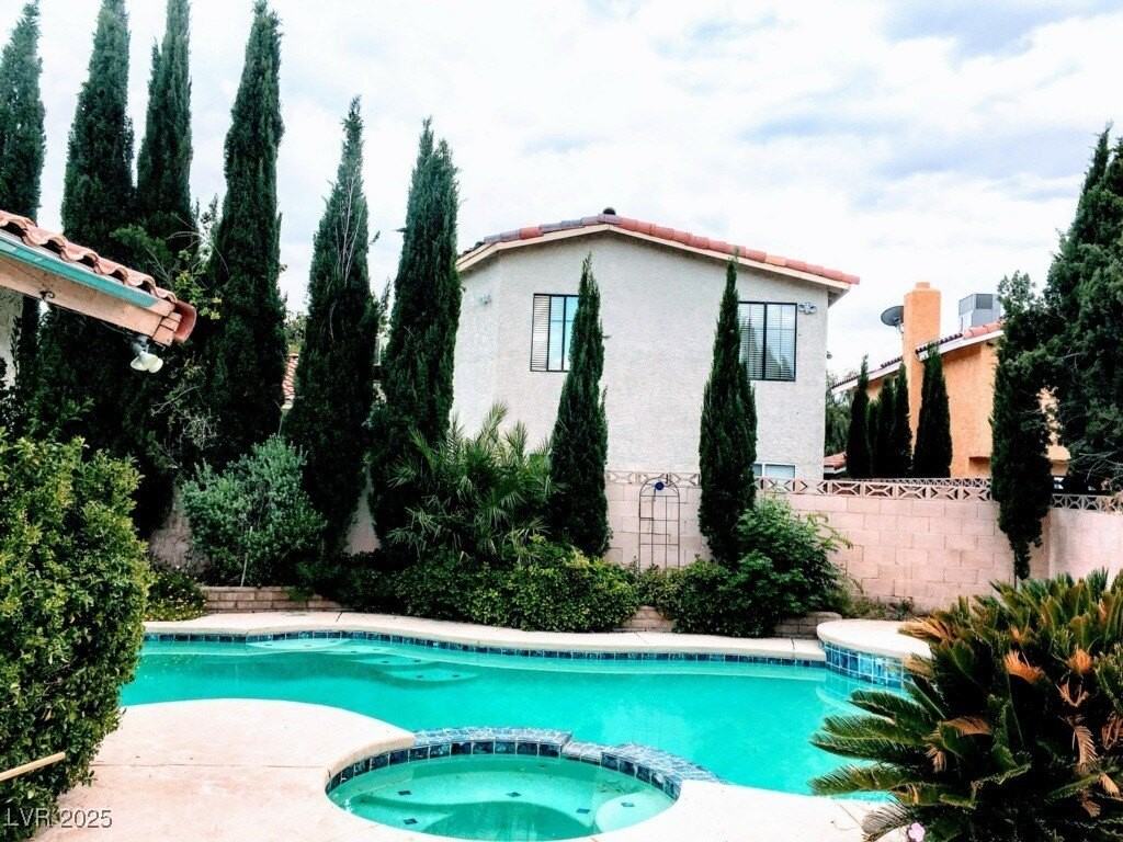 5315 Winston Dr - Photo 3 of 50