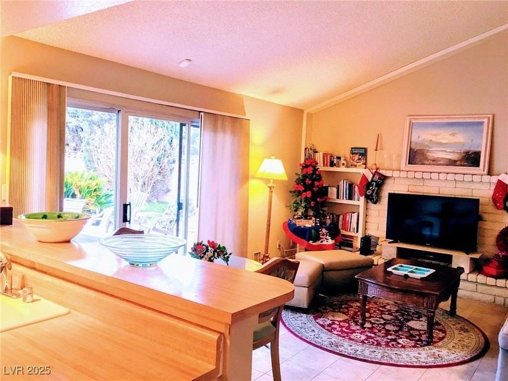 5315 Winston Dr - Photo 7 of 50