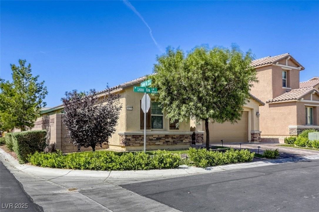 8079 Lennox View Ln