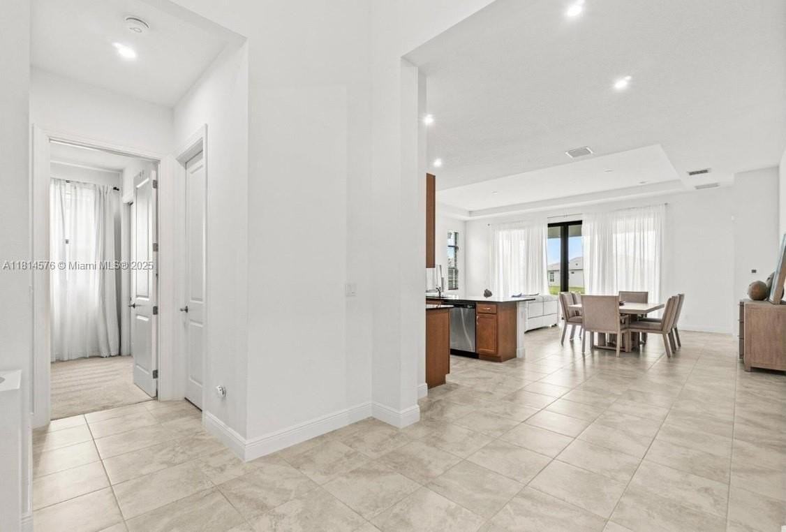 11356 Sw Pietra Way - Photo 7 of 26