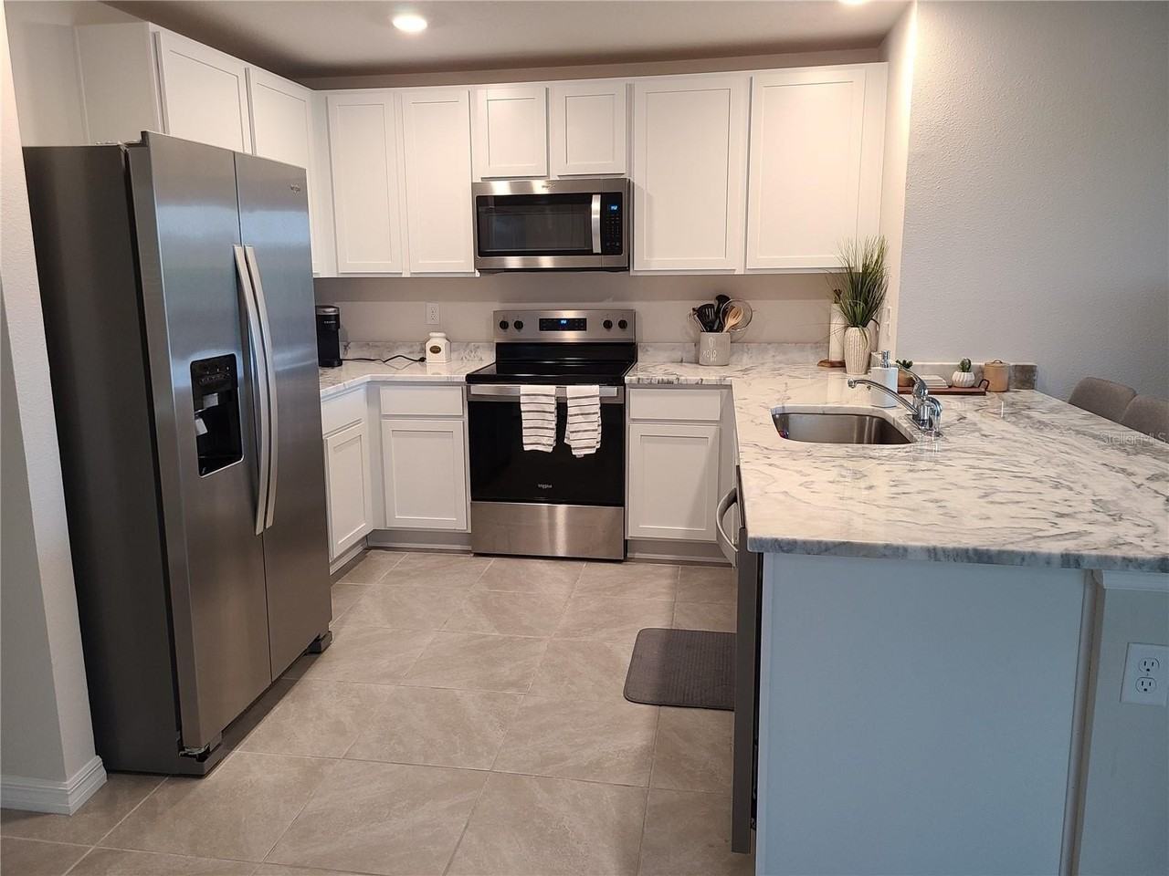 10209 Kalamazoo Pl - Photo 4 of 25