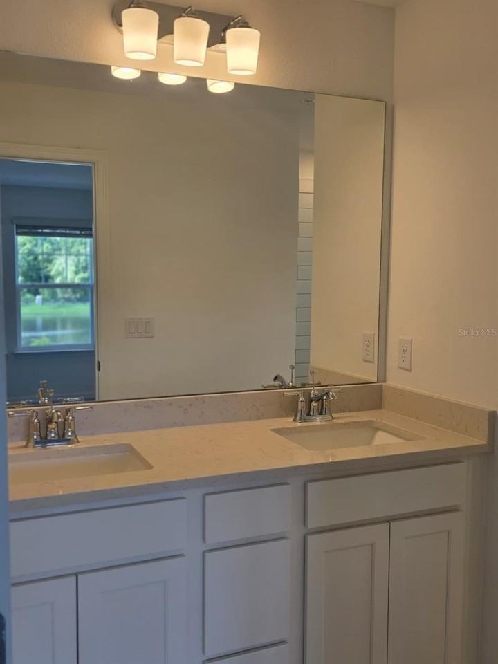 11264 Blue Bay Drive - Photo 6 of 21