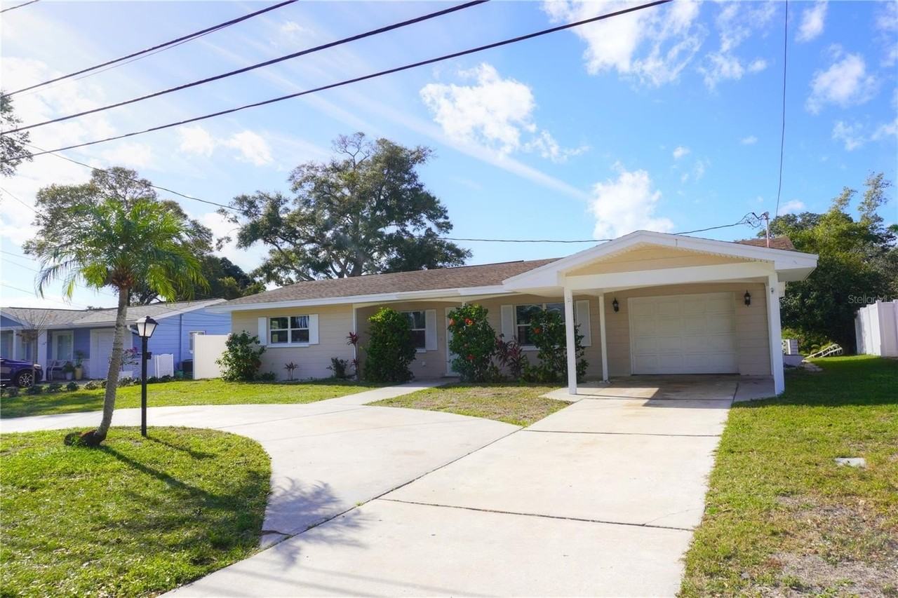 6524 Hillside Ave - Photo 2 of 28